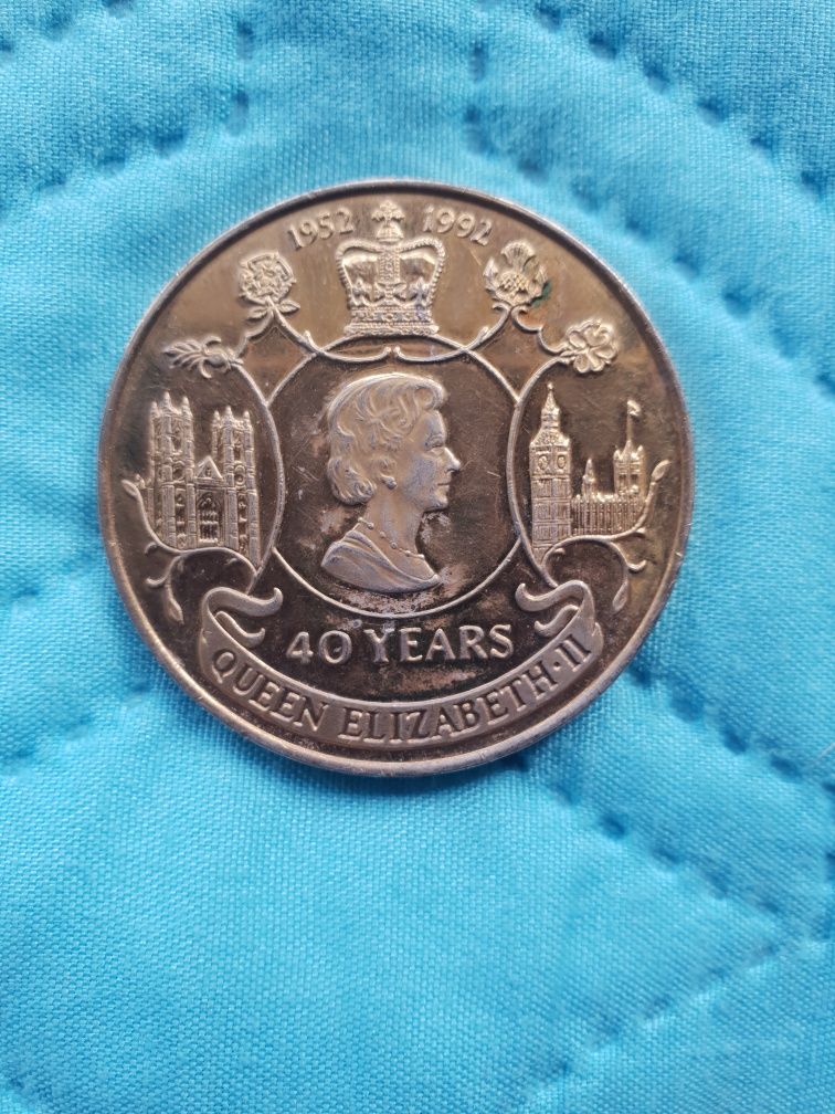 Moneda comemorativă regina elisabeta a 2 a