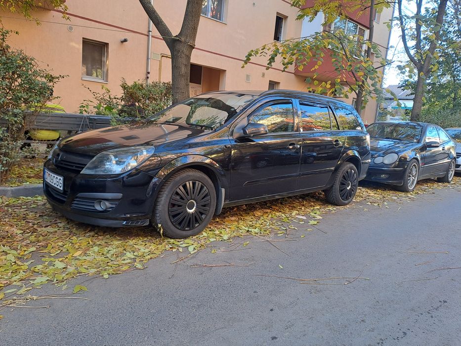 Vând Opel Astra H