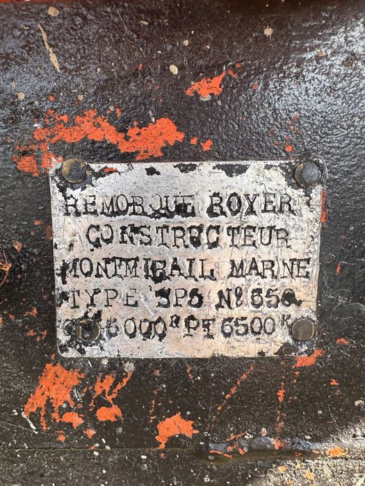 Remorca 6.5 tone basculabila