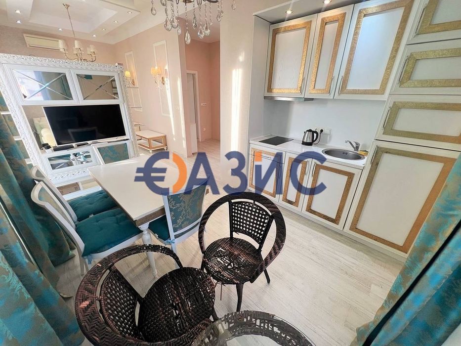 Продава се Двустаен апартамент в к.к. Слънчев бряг - 107 кв.м за 763 €/кв.м - Снимка #9
