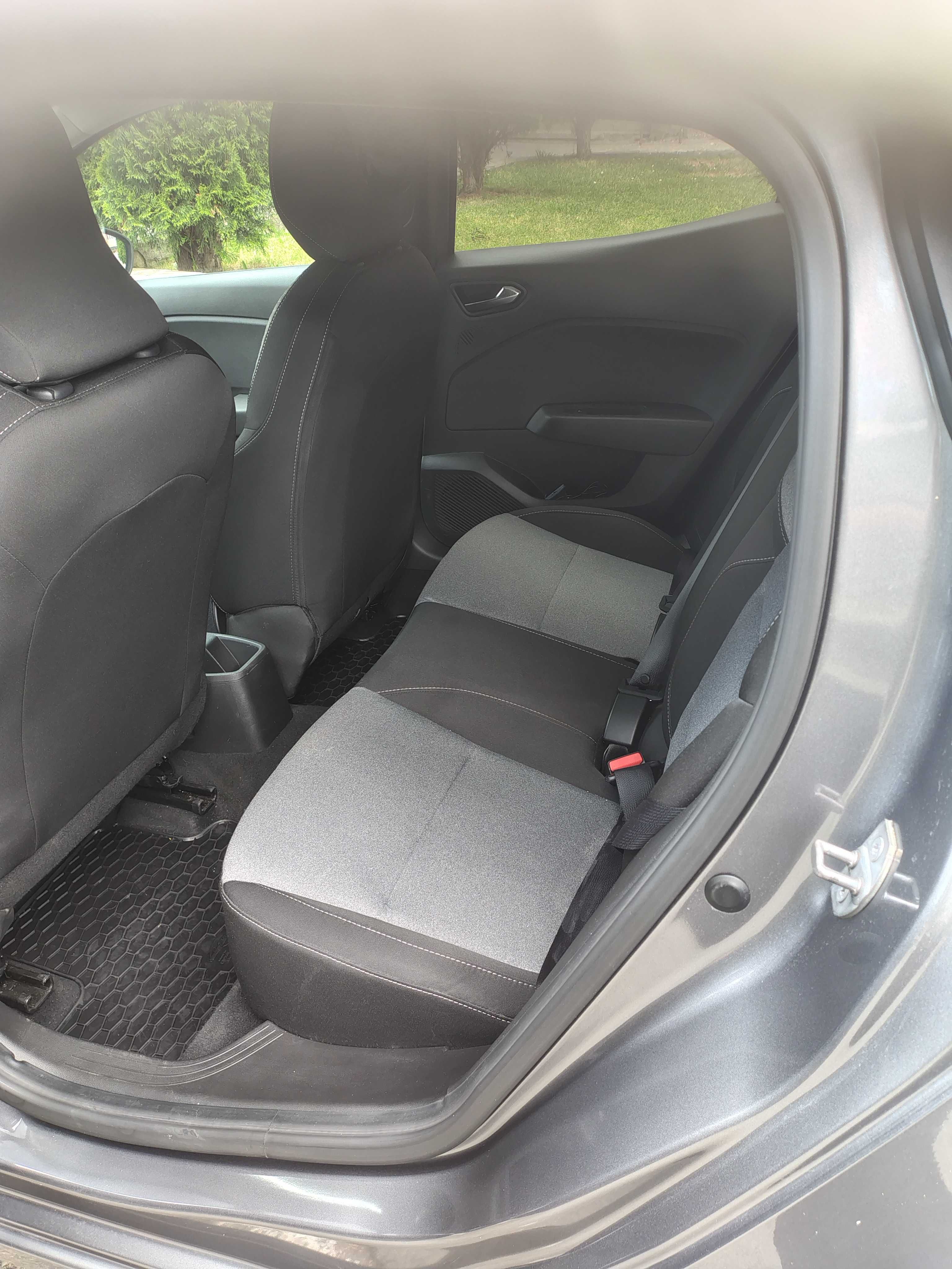 Renault clio v,1,5 diesel 2024