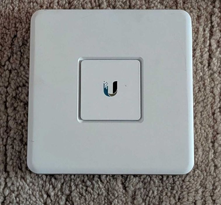 Pachet Access Point / MESH Ubiquity Unify Amplify