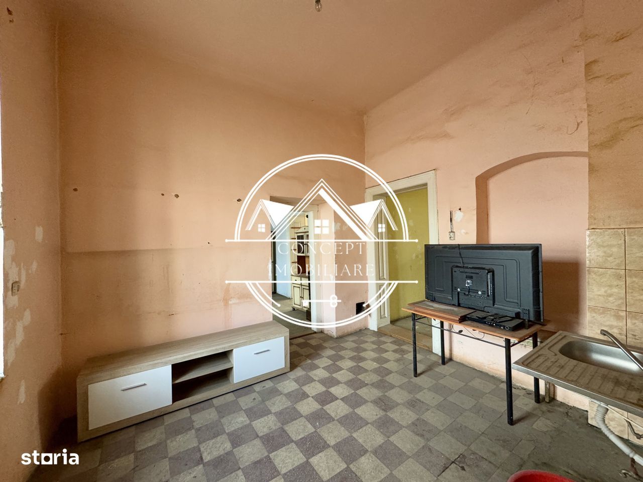 Apartament de vanzare in Sibiu, ultra central 96 de mp, 4 camere