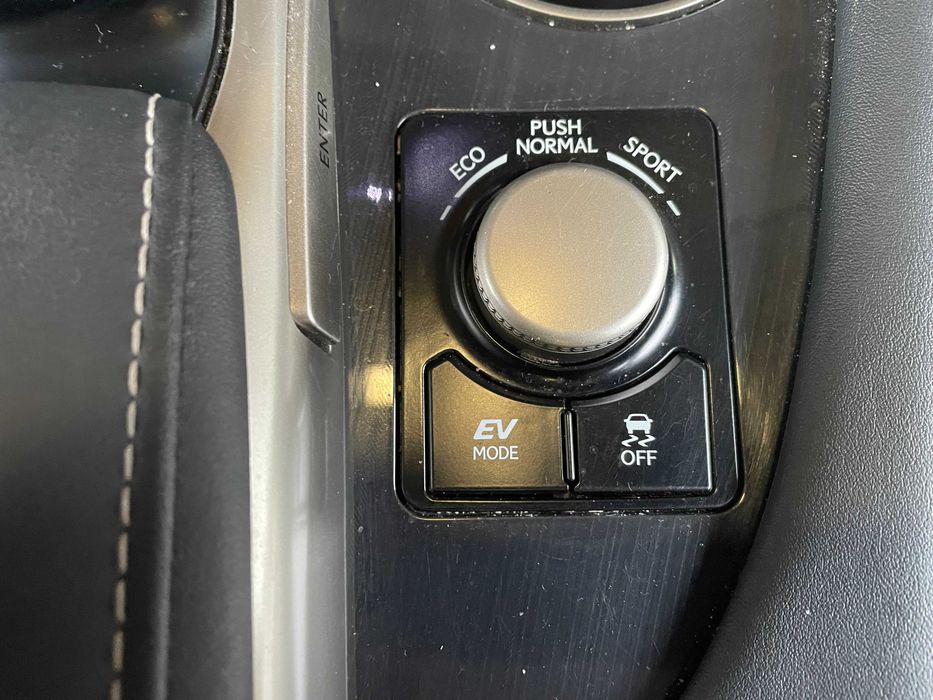 Lexus RX450h , AWD, plafon panoramic, Raport CarVertical