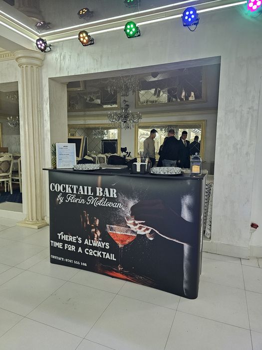 Cocktail bar mobil evenimente/Tort de shoturi