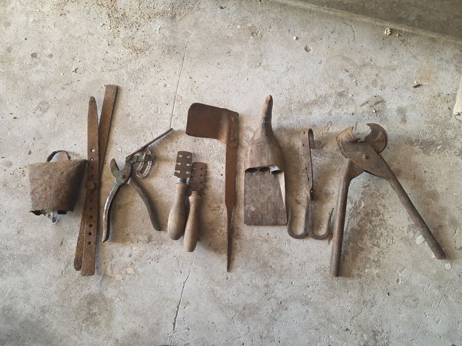 Старинни инструменти