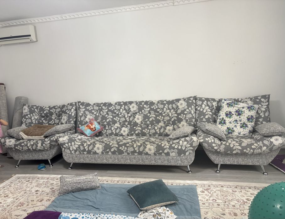 Диван с креслами