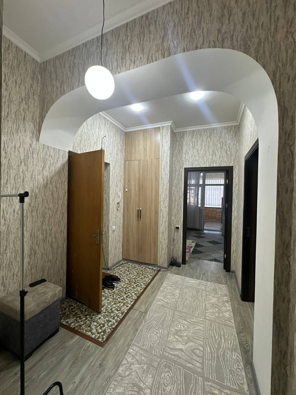 Юнусабад 9 - 2/4/4 кирпичный дом 77 серия 65м²