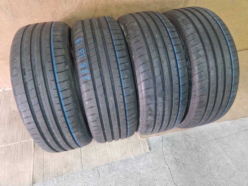 4 Goodyear R19 235/55 Anvelope de vară DOT1817