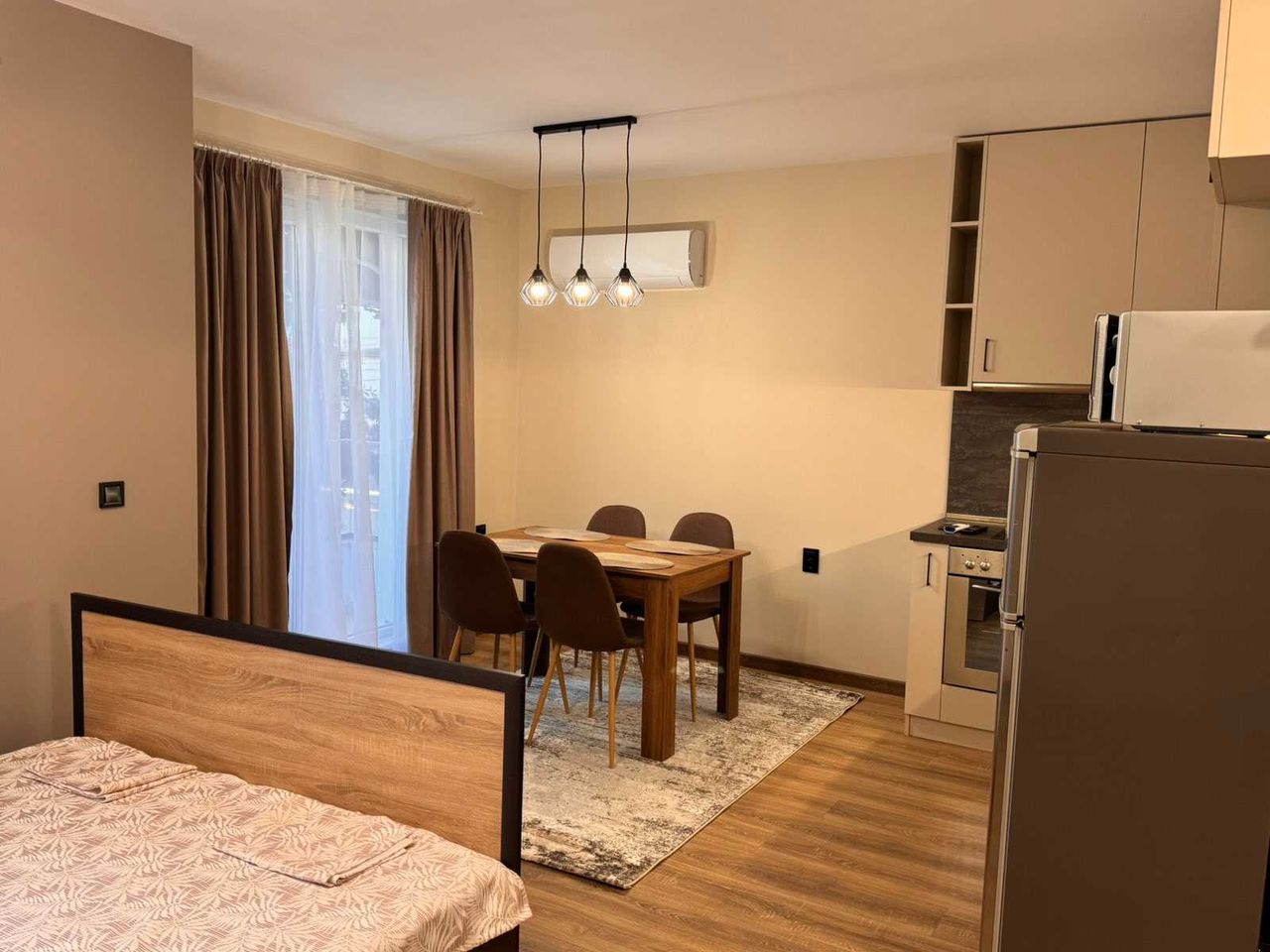 Дава се под наем Ателие в Бургас, Сарафово - 37 кв.м за 350 € - Снимка #5