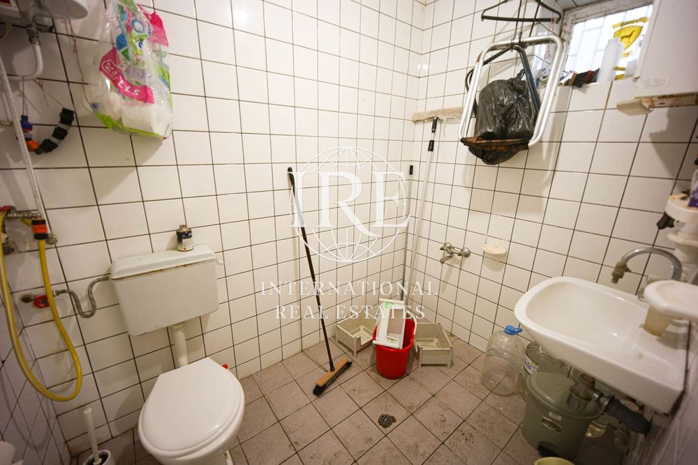 Продава се Магазин в Добрич, Добротица - Варненска - 139 кв.м за 1324 €/кв.м - Снимка #9