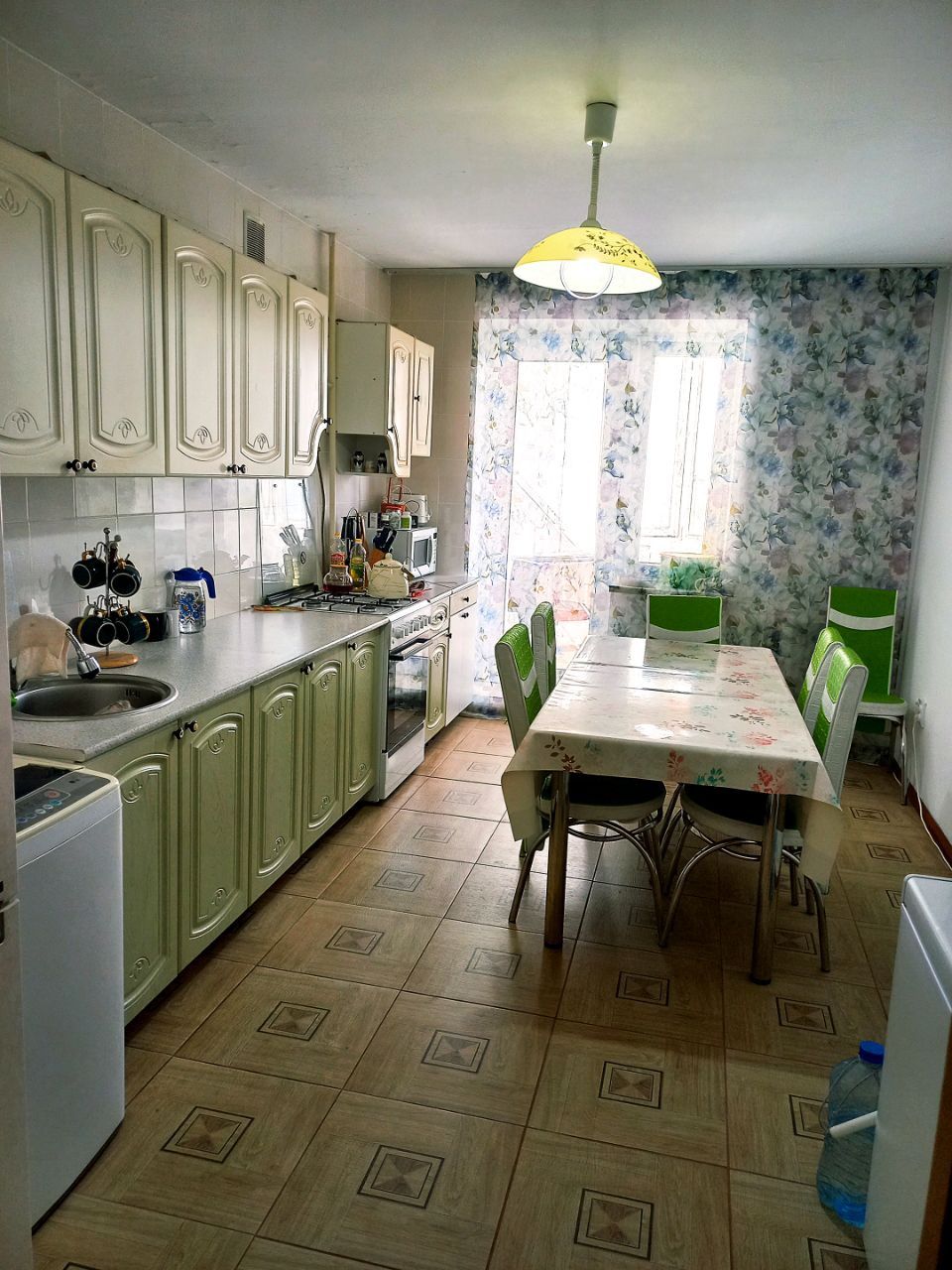 Продам 3 комн кв в центре города