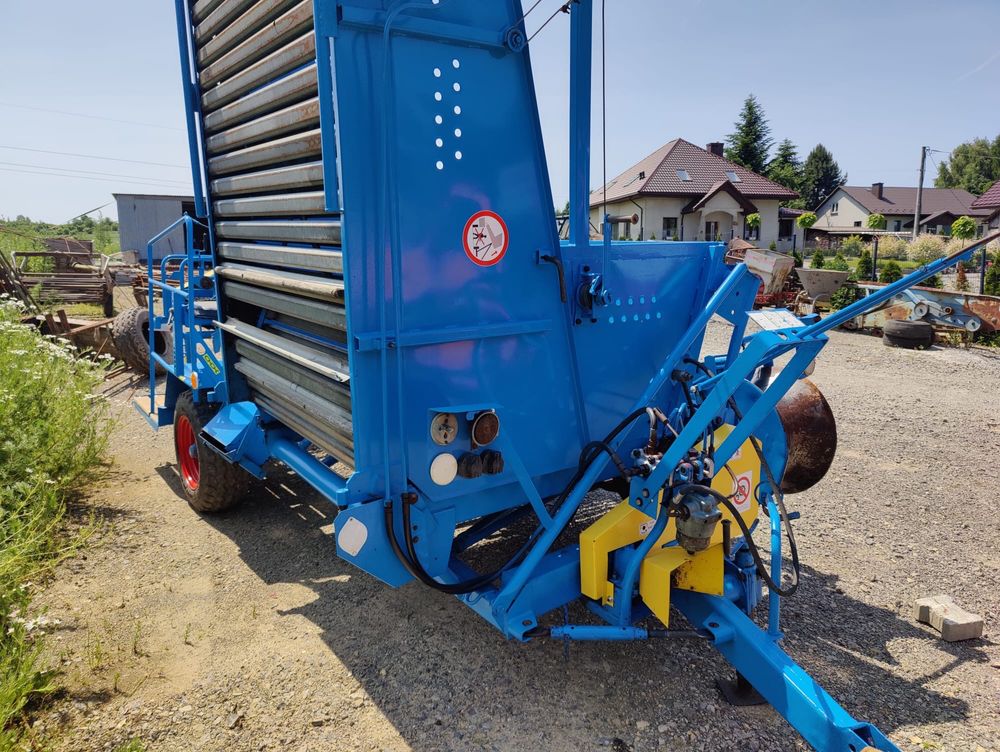 Combina recoltat cartofi Bolko z643,scos cartofi