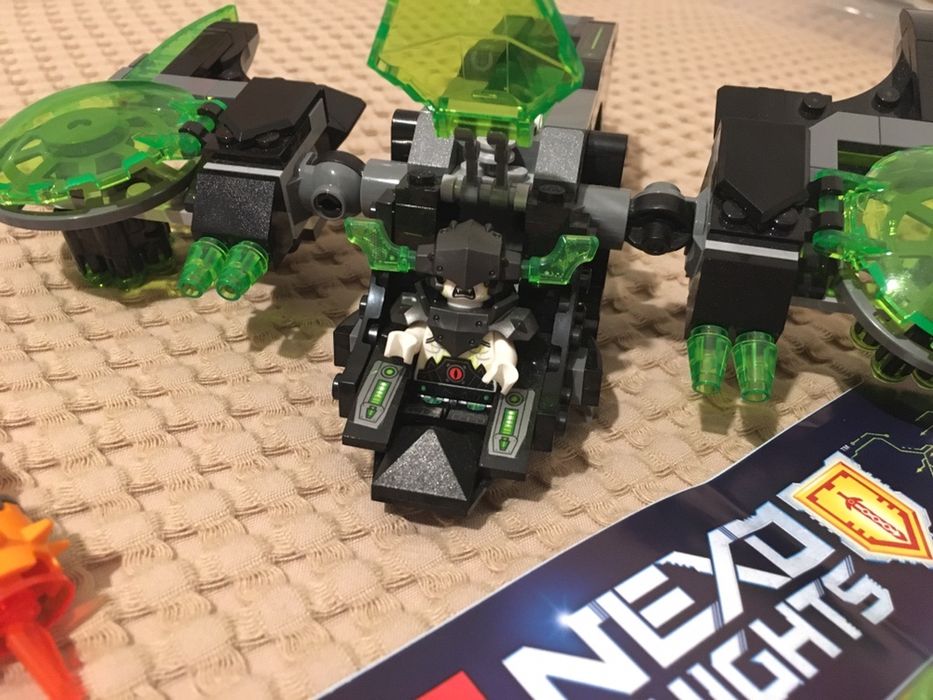 Lego nexo knights Berserker Bomber 72003