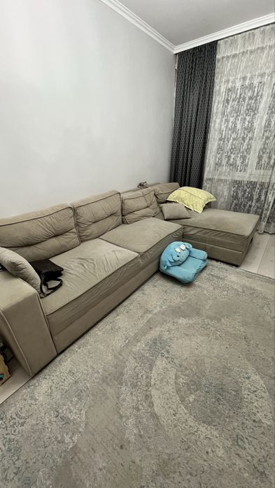 Продам диван 3 метра 35 см