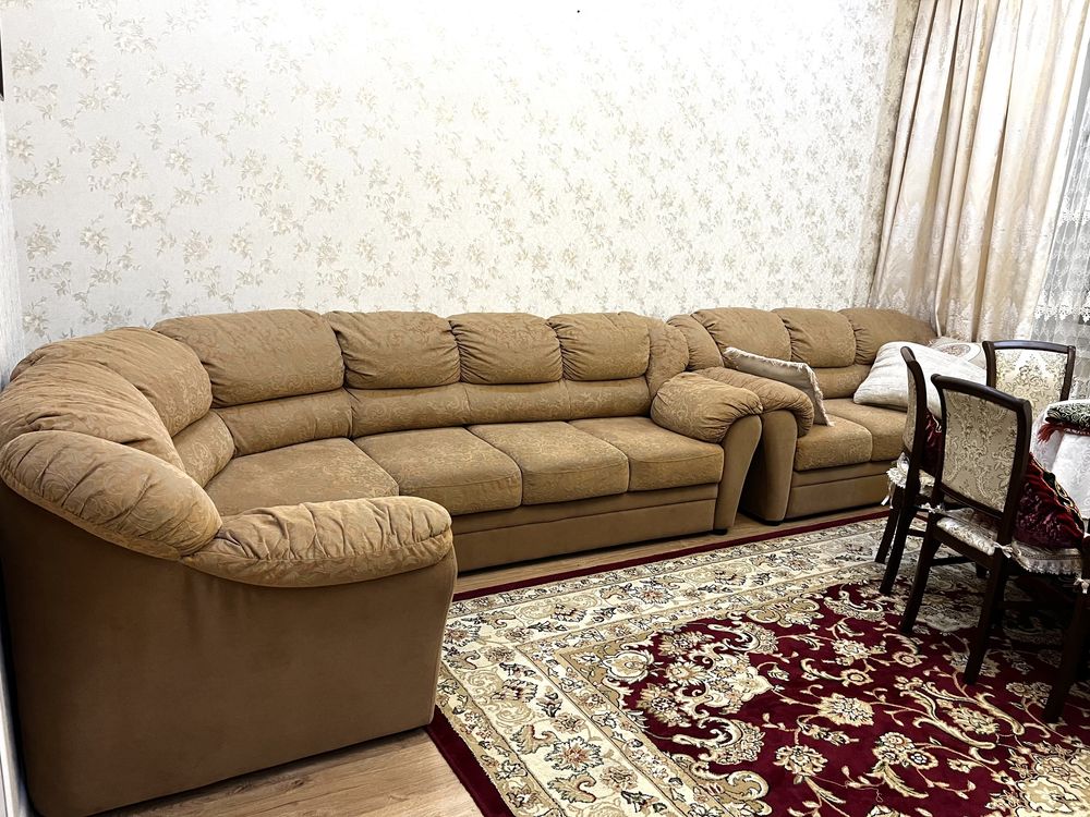 Большой угловой диван комплект два дивана . Россия