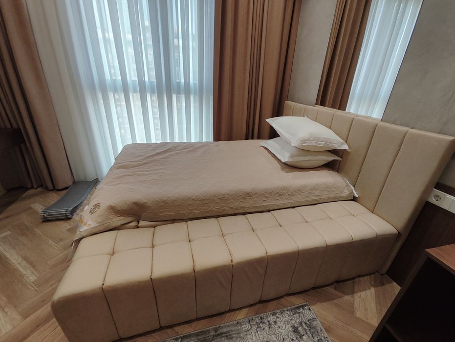 Продается абсолютно новая эксклюзивная кровать полуторка