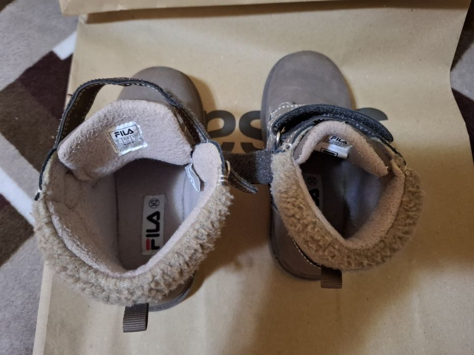 Vand ghete bebe .iarna