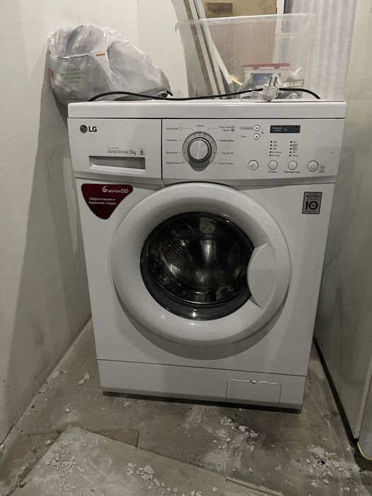 Стиральная машинка в хорошем состоянии