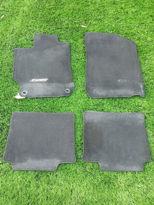 Ворсовый коврик на Toyota Camry 50-55