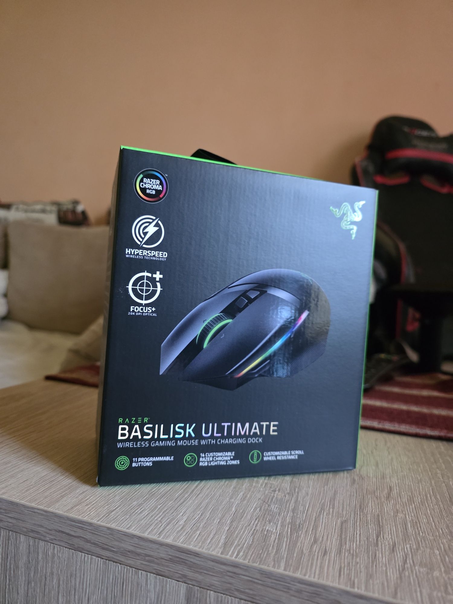 Razer Basilisk Ultimate + Кутия и Аксесоари