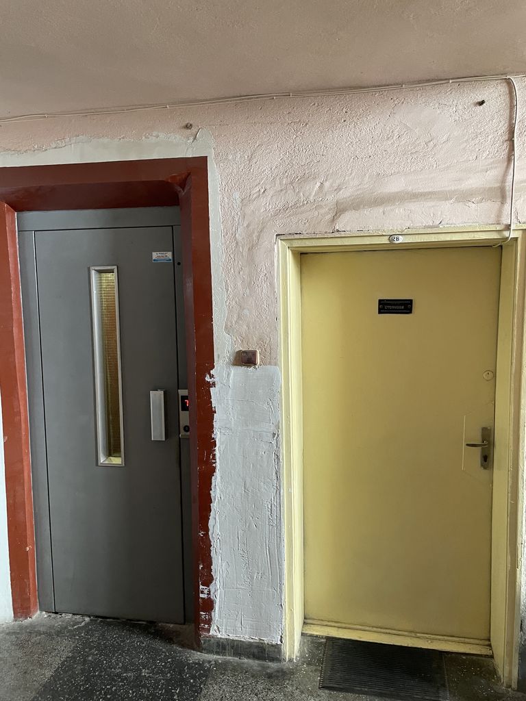 Продава се Двустаен апартамент в Пазарджик, Идеален център - 62 кв.м за 987 €/кв.м - Снимка #1