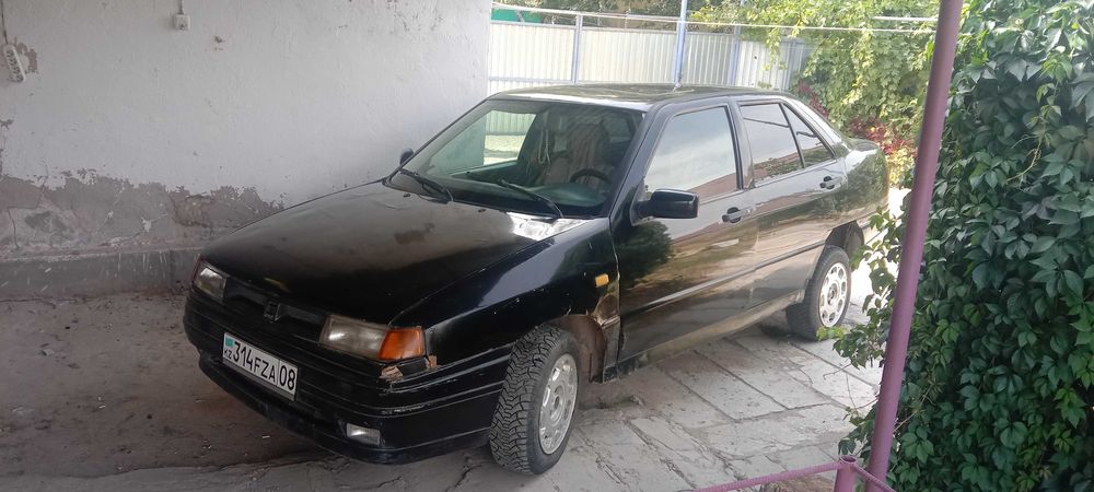 Сеат Толедо 1993 года выпуска