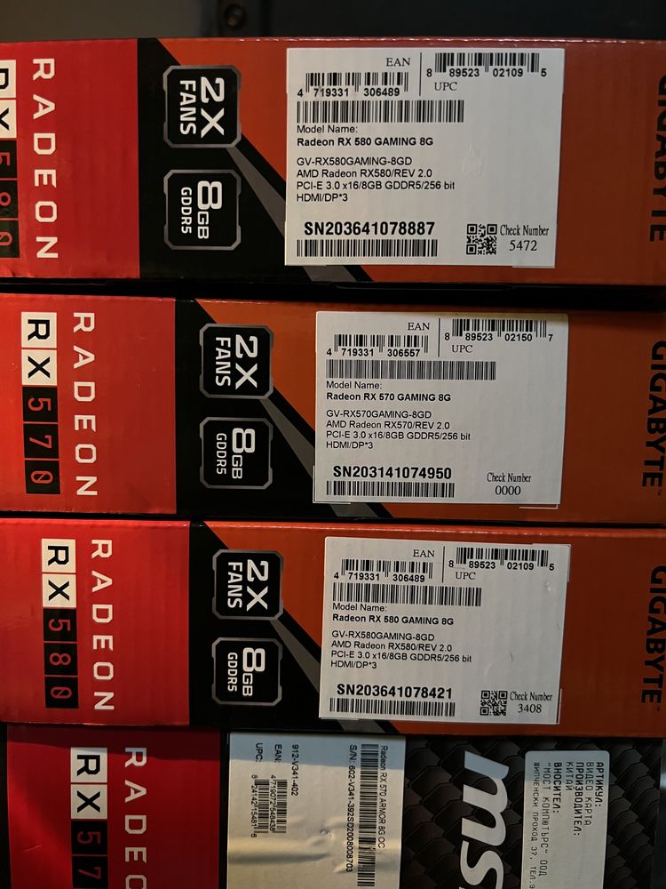 Видеокарти с RX 580 8 GB ползвани няколко месеца.