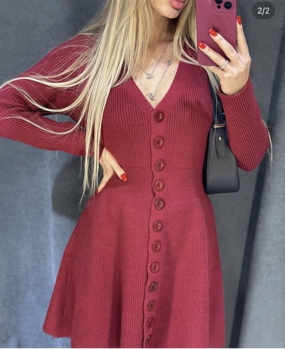 Продам платье. Бордовое, красивое