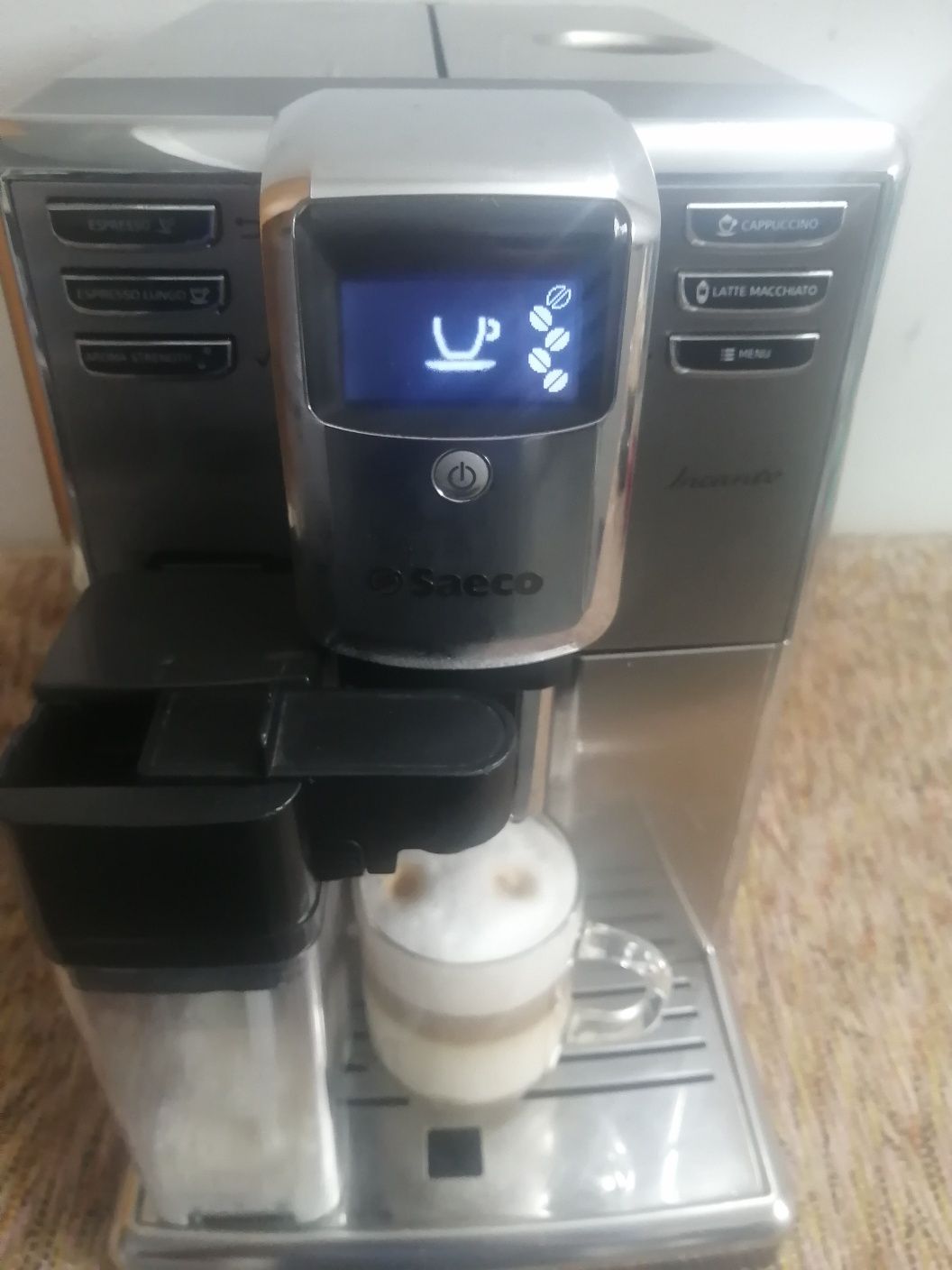 Expresor cafea boabe și măcinată SAECO incanto cu cana de lapte