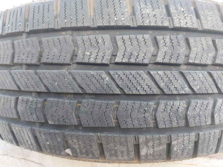 Авто шины сатылады.