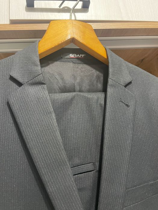 Продаю костюм 44/46 черный