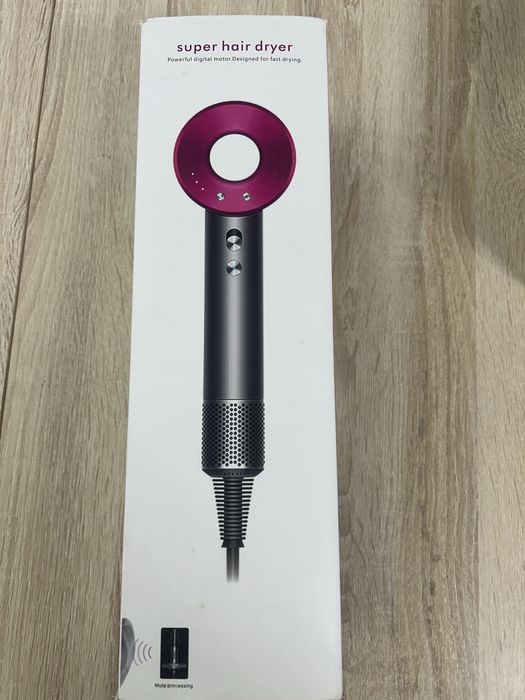 Продам Dyson фен