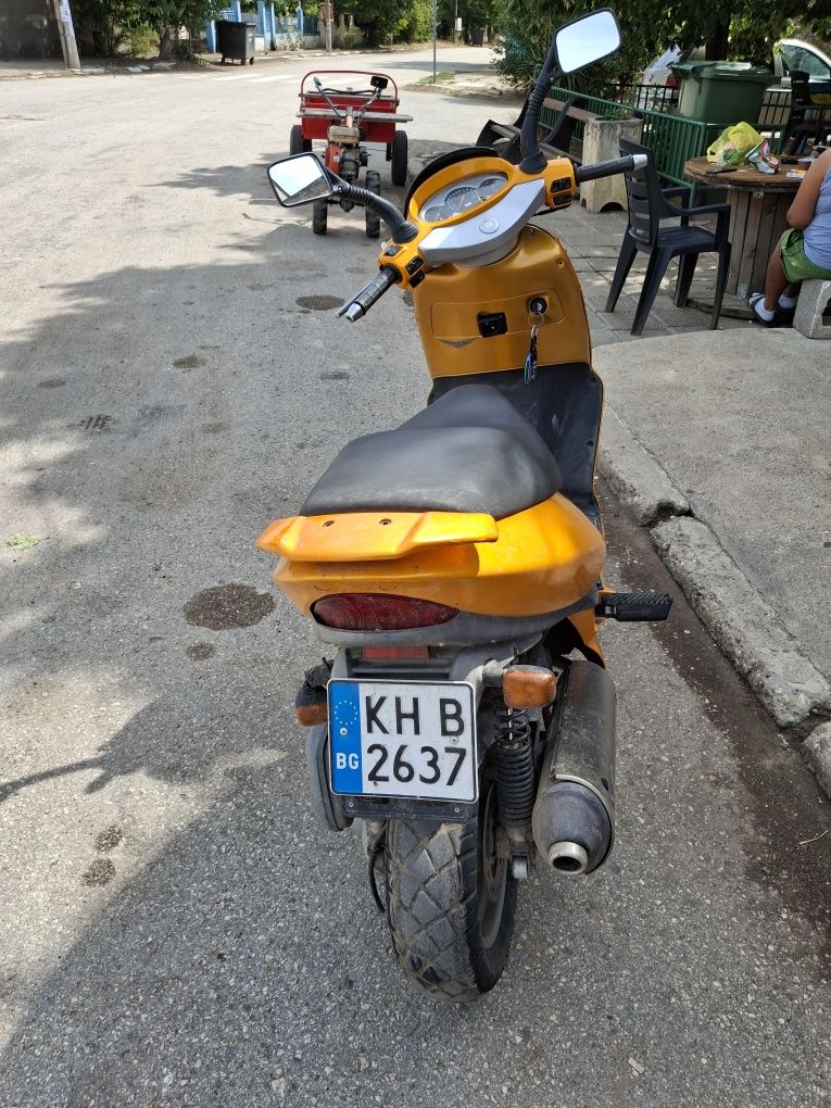 Априлия 150cc с документи
