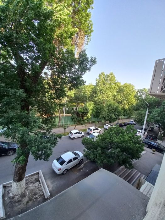 O'rda Anhor bo'yida 2-hona 3-qavatda Kvartira Sotiladi maydoni 50m²