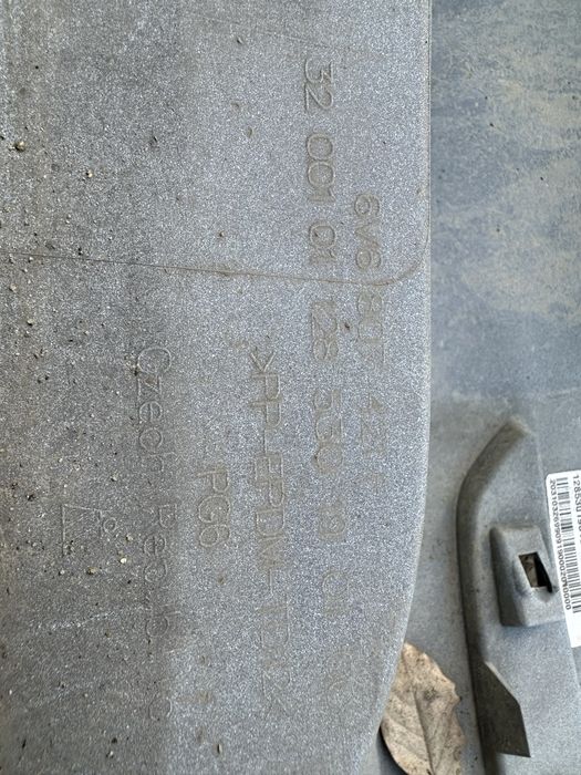 Bară spate skoda fabia 3.6v.cod:6v6807421.f.