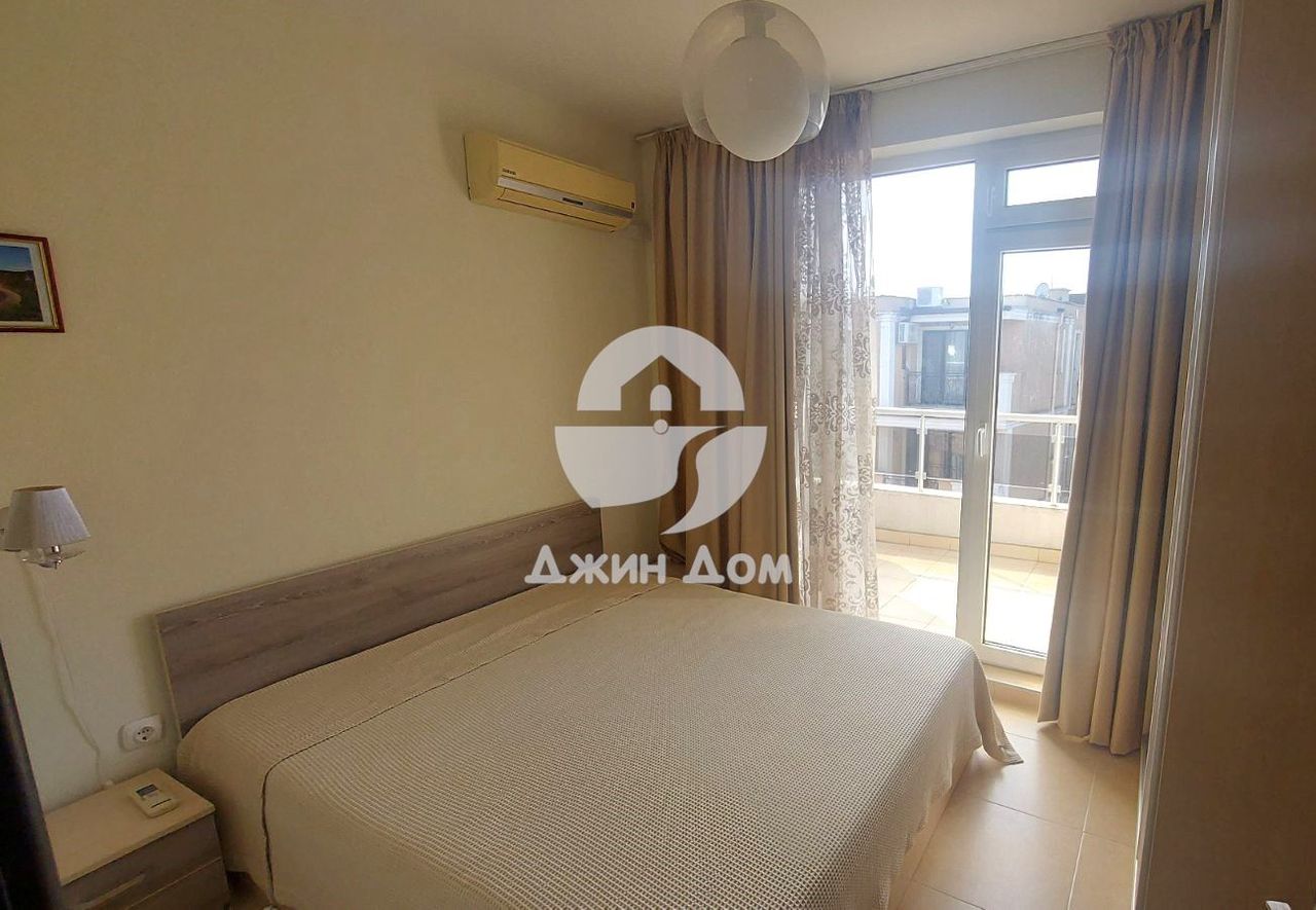 Продава се Четиристаен апартамент в Поморие - 160 кв.м за 1375 €/кв.м - Снимка #7