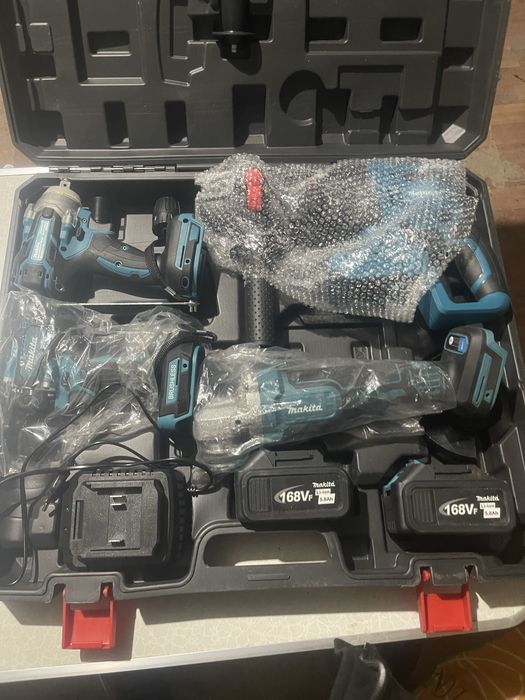 Продам набор электроинструментов 4 в 1 Makita