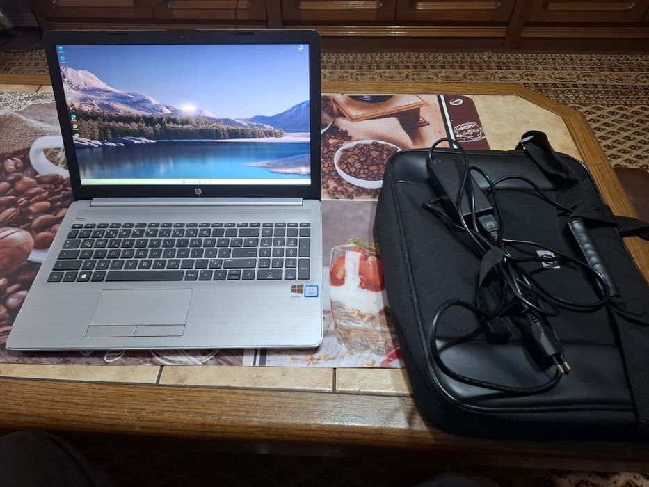 Laptop HP 250 G7 Notebook