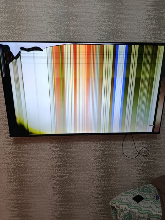Телевизор Hisense на запчасти