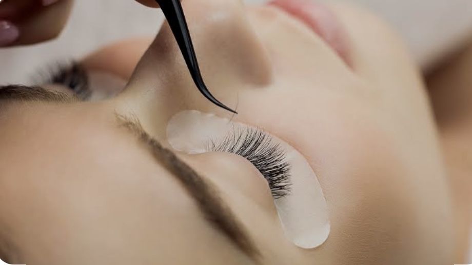 Нужны модели для наращивания ресниц