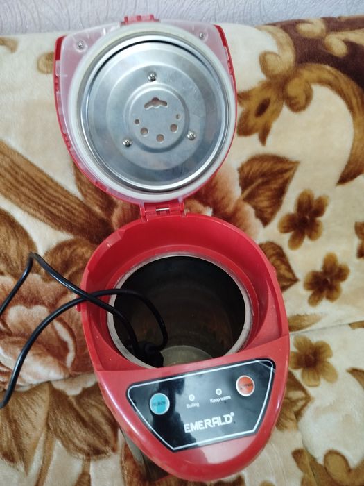 Продам термос электрический.