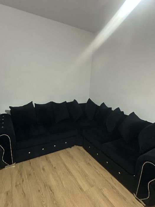 Vand colțar de catifea