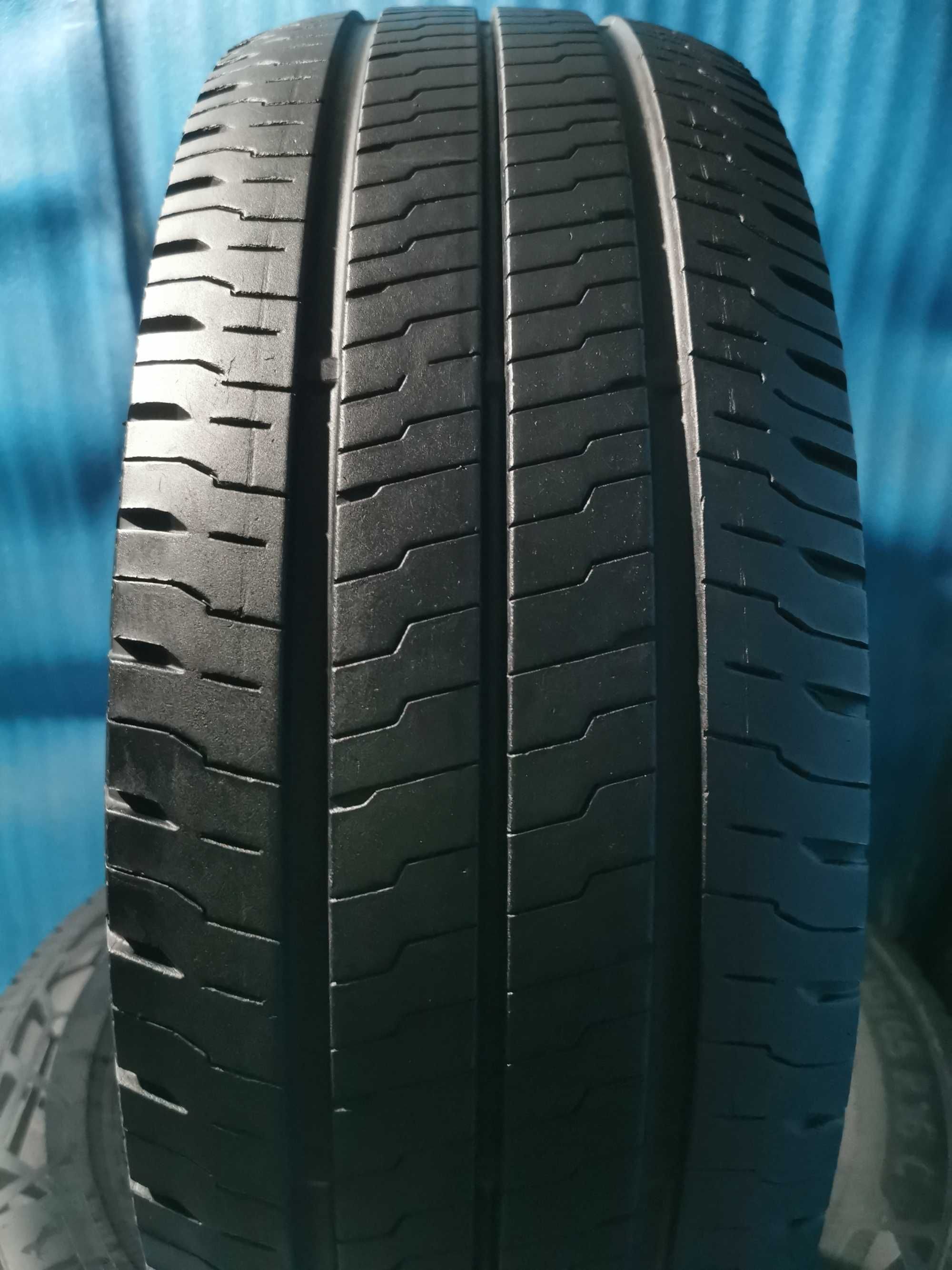 235 65 16 c continental 4 buc