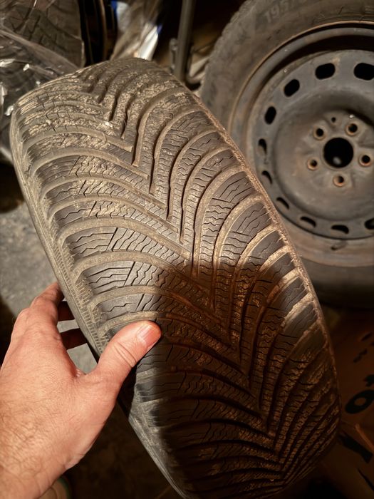 Зимни гуми Michelin 195/65/R15 с джанти за Chrysler PT Cruiser