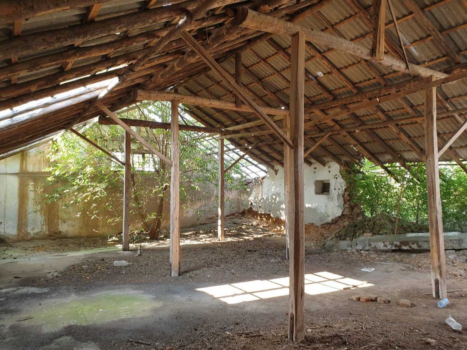 De vanzare Teren si Magazie Bragadiru, Jud Telorman.