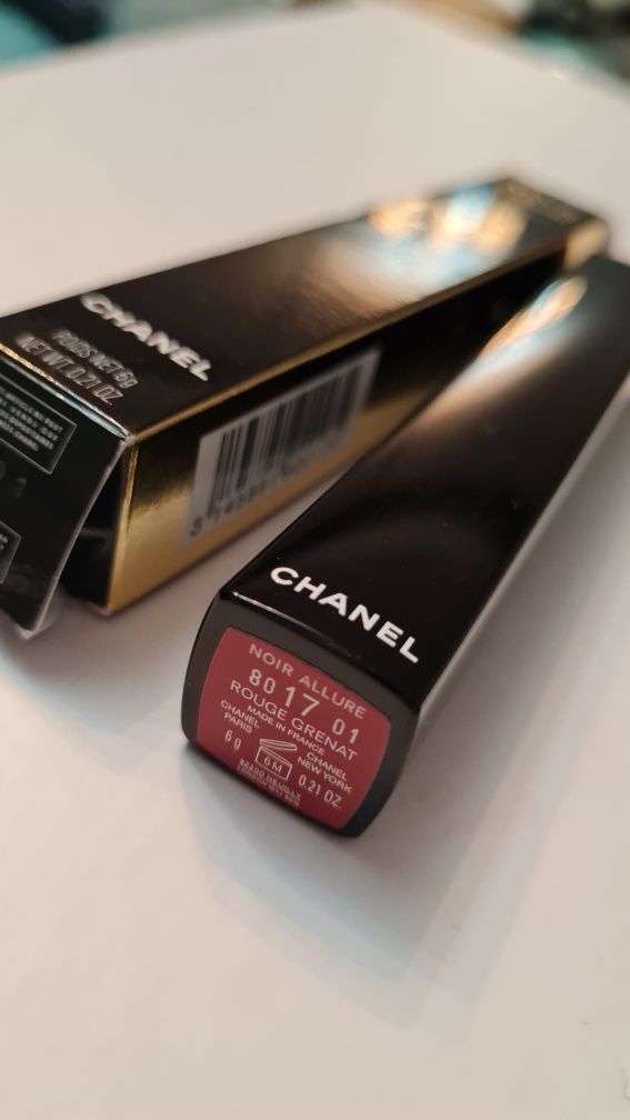 Rimel Chanel Noir Allure mascara - nuanta Rouge Grenat - 100 lei