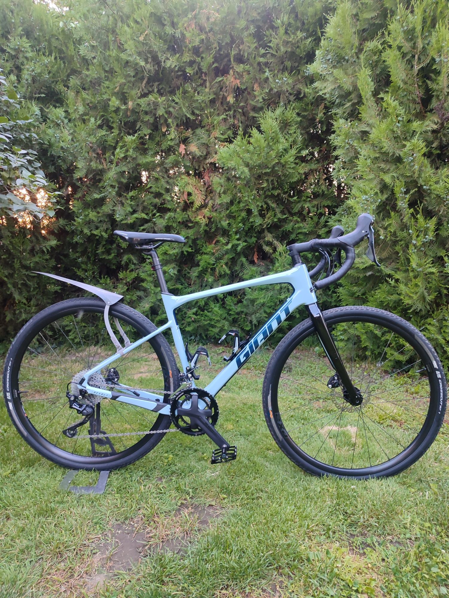 Giant Revolt Gravel Carbon 28 цола 2×10 GRX