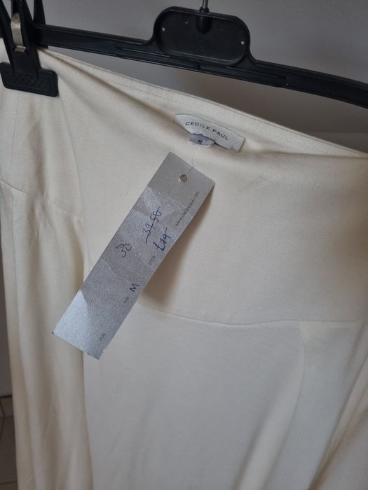 Fustă nouă ivory/crem cu talie înaltă