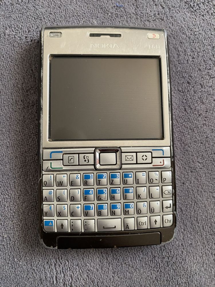 Nokia E61i functional